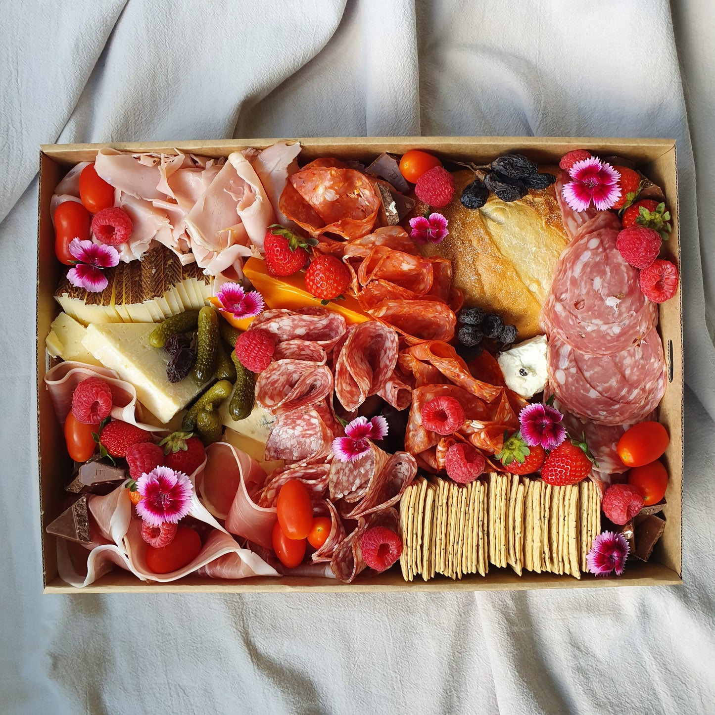 Medium Cheese & Charcuterie Grazing Box - Serves 7-9